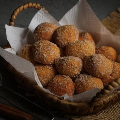 Bolinho de chuva: 3 receitas rápidas para o lanche da tarde