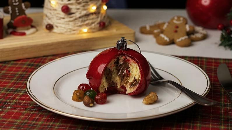 Receita de bolinha de Natal do amor ensina doce festivo