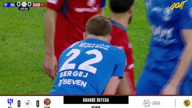 Al Hilal e Damac empatam 0-0; defesa decisiva de goleiro Kewin