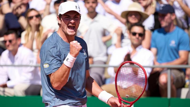 João Fonseca vence Tabilo pela primeira vez e avança no ATP de Munique