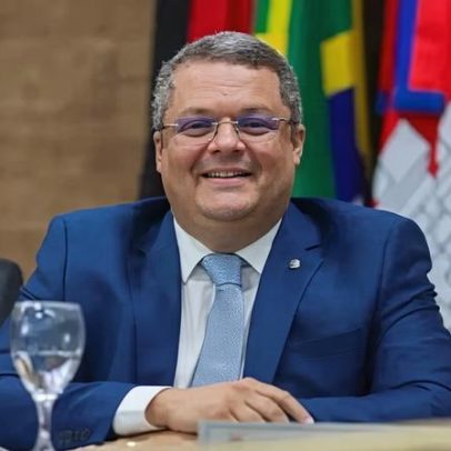 Edvaldo Neto quer reduzir IPTU e proibir contratos ligados ao crime em Cabedelo