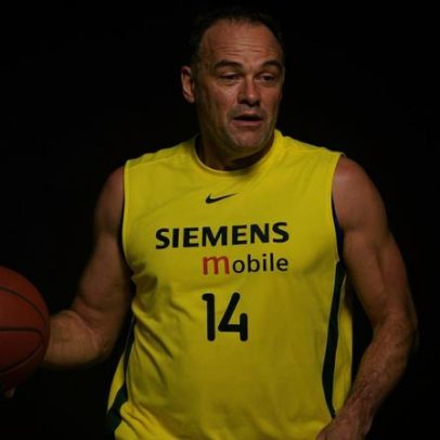 São Paulo recebe memorial de Oscar Schmidt em despedida