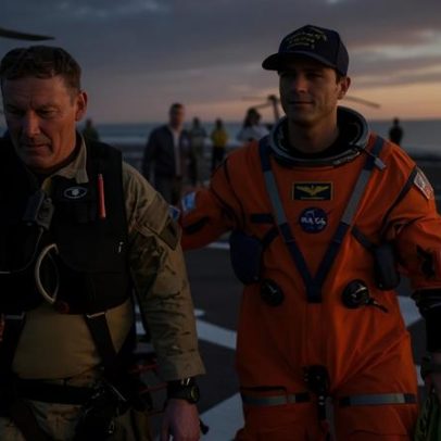 Saída dos astronautas da Orion após Artemis II é mostrada em vídeo