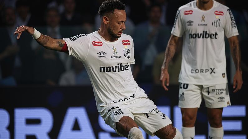 Neymar em ação pelo Santos durante temporada de 2026 (Foto: Raul Baretta/ Santos FC.)