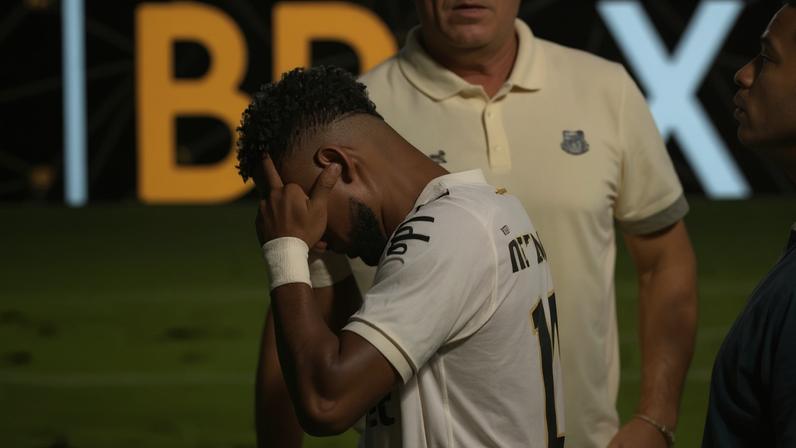 Neymar faz gesto que causa polêmica após derrota do Santos (Foto: Reprodução/GE TV)