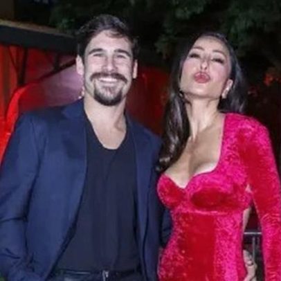 Sabrina Sato surpreende Nicolas Prattes com flores e declara amor
