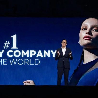 L’Oréal amplia luxo com compra da Kering Beauté e contratos de 50 anos
