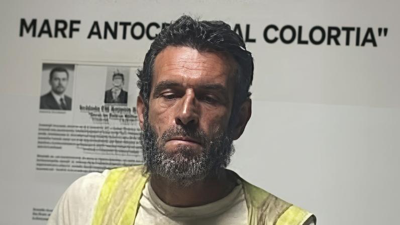 Um professor universitário que estava desaparecido há cinco anos e foi encontrado por policiais rodoviários no interior de São Paulo