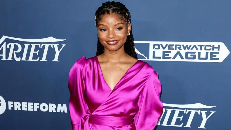 Halle Bailey reflete sobre carreira e relação com Beyoncé