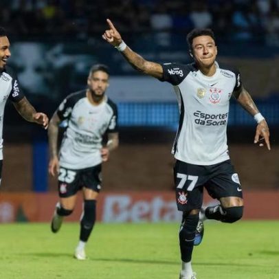 Corinthians vence Barra com gol de Lingard e desempenho ruim na Copa do Brasil
