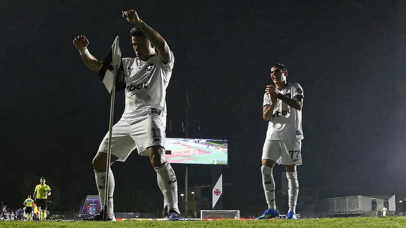 Martins rebate provocações do Vasco e confirma que dançou