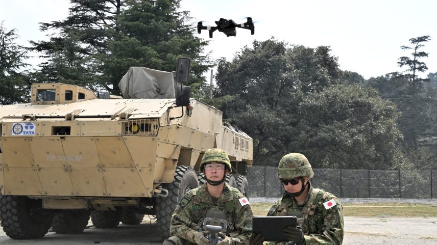País poderá exportar qualquer equipamento militar, estando sujeito à triagem governamental