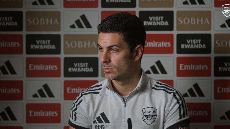 Mikel Arteta espera que Bukayo Saka se beneficie do período afastado por lesão em seu retorno ao elenco do Arsenal.
