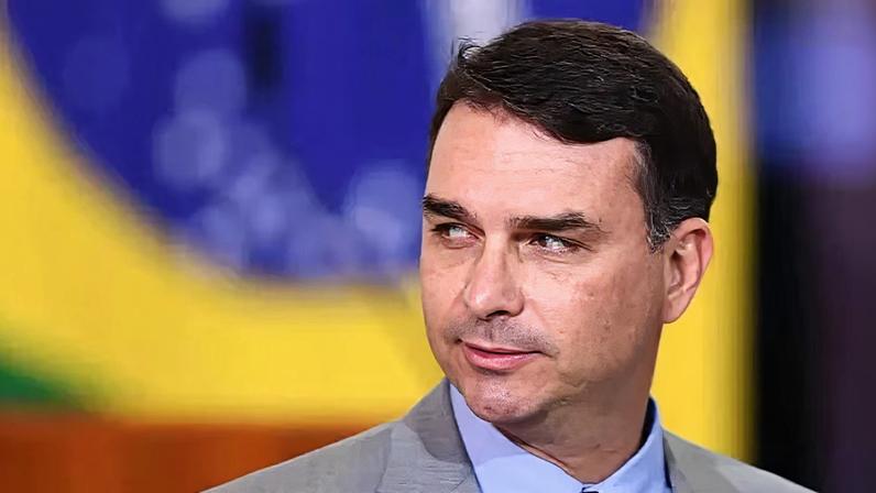 Flávio participou do lançamento da pré-candidatura de Zucco (PL-RS) ao governo do RS