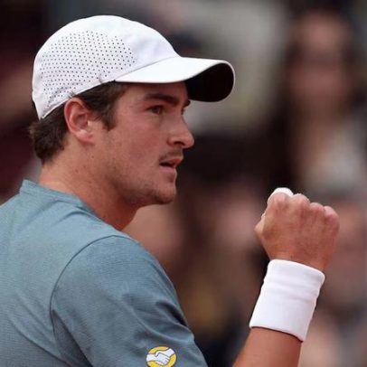 João Fonseca vence na estreia em Monte Carlo