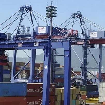Operação no Porto do Rio investiga 25 servidores da Receita