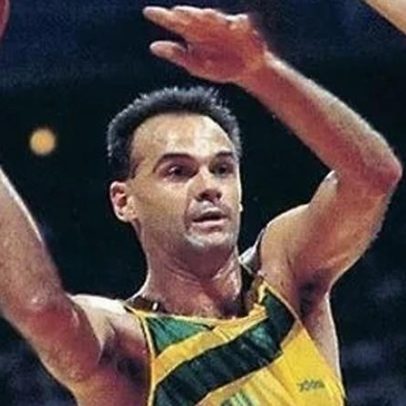 Morte de Oscar Schmidt provoca homenagens no esporte