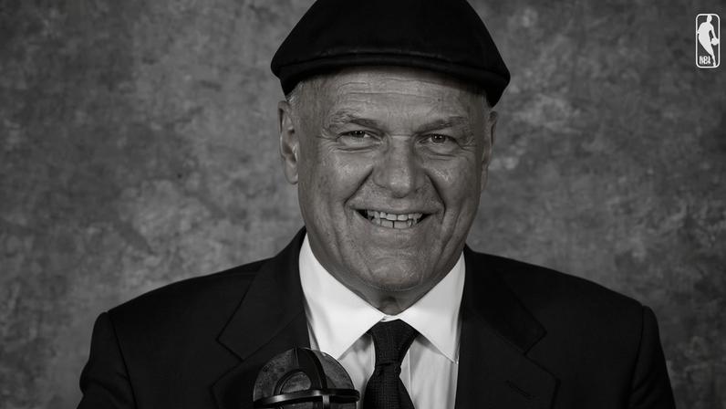 NBA exalta Oscar Schmidt e cita recusa do brasileiro em jogar nos EUA