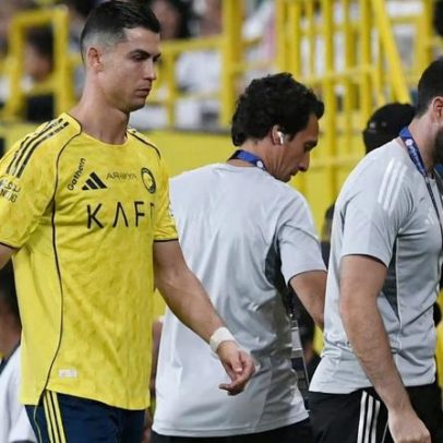 Cristiano Ronaldo deixa jogo após mal-estar e vomita no vestiário