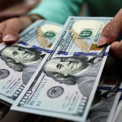 Dólar perde apelo de porto seguro e Wall Street aposta na queda da moeda