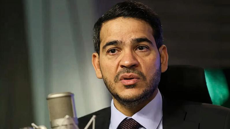 O AGU, Jorge Messias, é indicado por Lula para o STF
