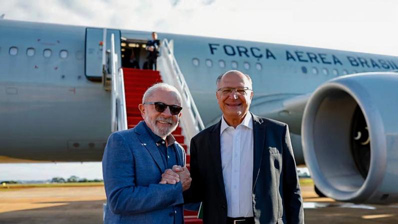 Lula viaja à Europa com comitiva de 15 ministros para encontro com líderes