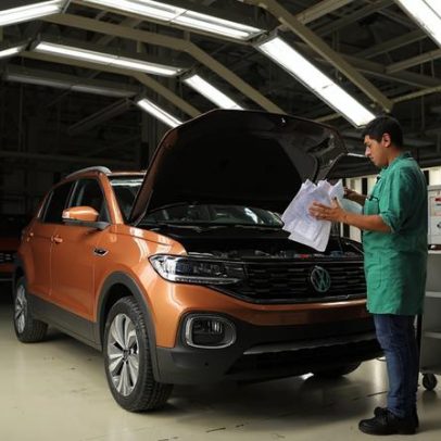 Indústria brasileira avança 0,9% em fevereiro, segunda alta consecutiva