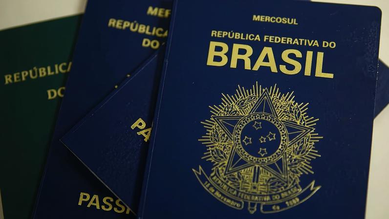 Achou ou perdeu um passaporte durante uma viagem? Veja o que fazer no Brasil e no exterior