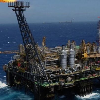 Petróleo sobe mais de 7% com crise no Oriente Médio