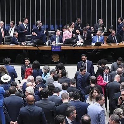 Janela para mudança de partido encerra com mais de 20% de trocas na Câmara