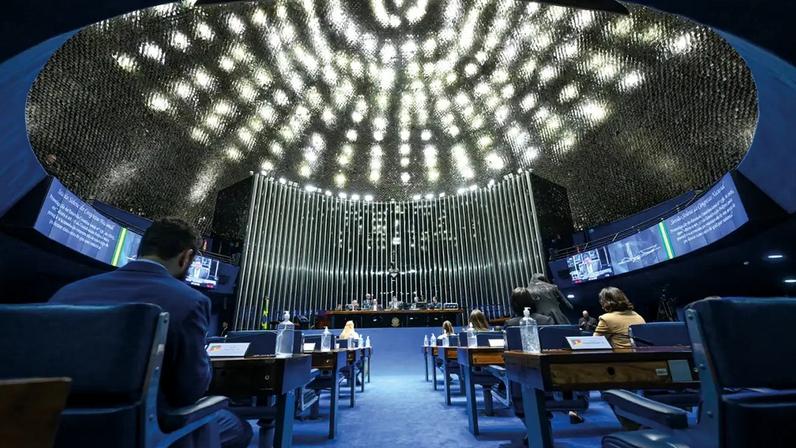 CONGRESSO - Sessão do Senado: propostas para mudar as regras atuais e reduzir o desequilíbrio não avançam