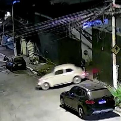 Dupla usa carro de R$ 500 mil para furtar dois Fuscas na zona norte de SP