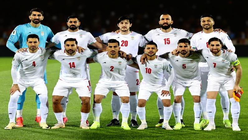 Treinador do Irã garante vaga na Copa, não há motivo para não participar