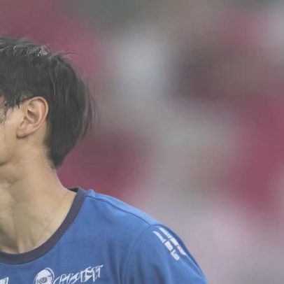 Pênalti de Koshiosaki define Mito Hollyhock x Kashima Antlers