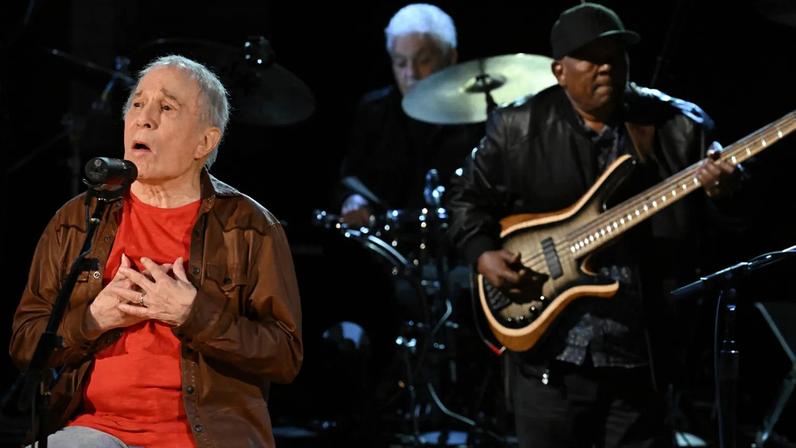 Paul Simon apresenta pela primeira vez em 33 anos a música Something So Right
