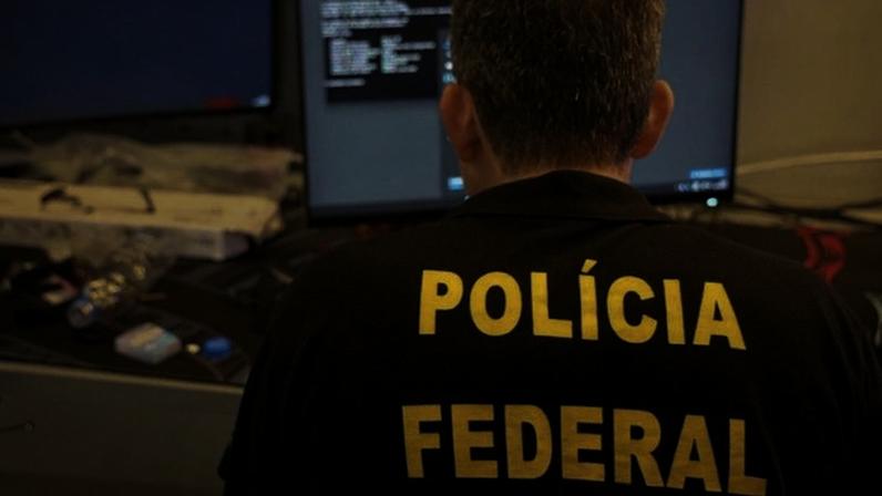 O Tribunal mandou que um edital corretivo seja publicado para garantir que os servidores tenham acesso depois de serem impedidos de concorrer