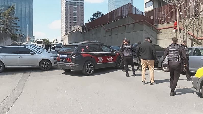 Polícia no local do ataque a tiros perto do consulado de Israel na Turquia
