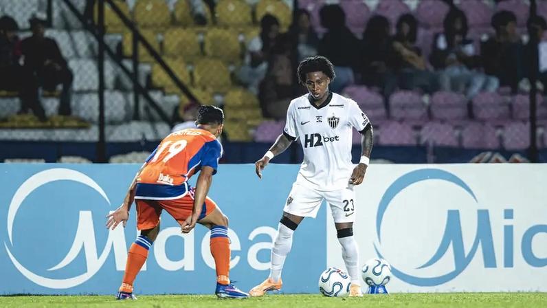 Preciado lamenta derrota do Atlético e sequência de vitórias é interrompida