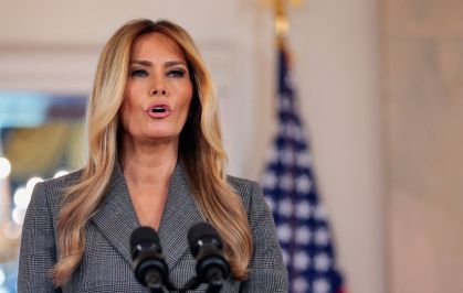 Primeira-dama dos EUA, Melania Trump, faz pronunciamento na Casa Branca