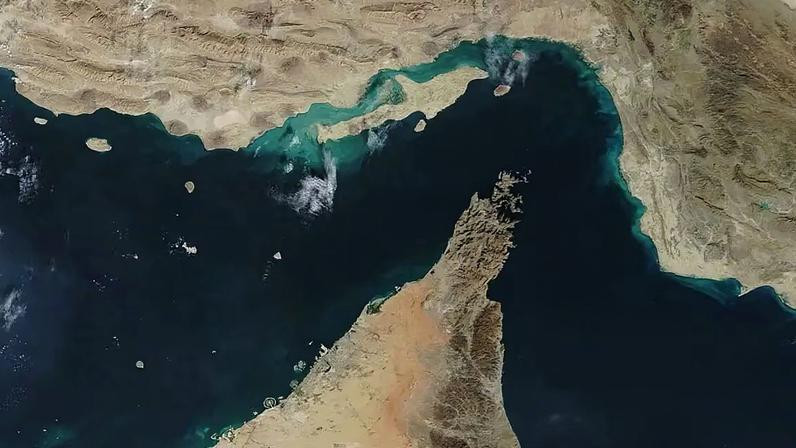 Irã mantém controle do Estreito de Ormuz desde o fim de fevereiro