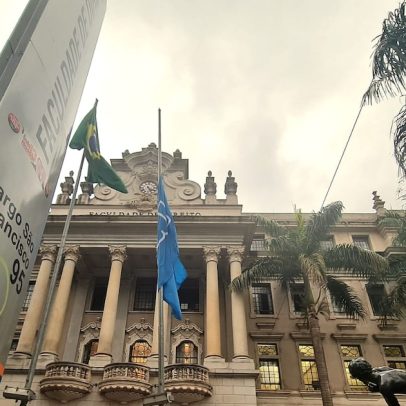 Alunos da Faculdade de Direito da USP entram em greve mesmo com desmobilização