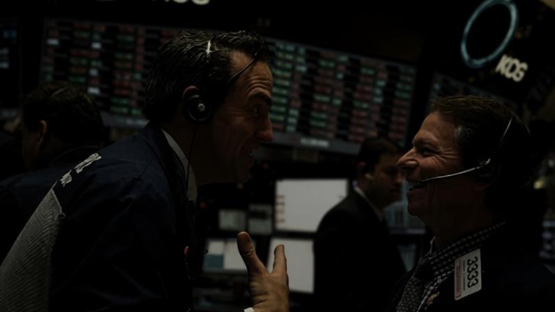 Tecnológicas lideram a remontada de bolsas confiantes no fim da guerra