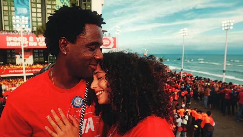 Banda EVA lança Open Bar de Beijo