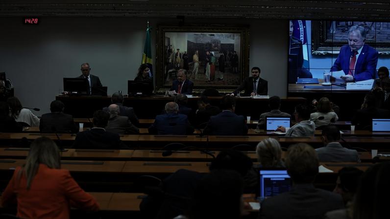 Candidatos ao TCU foram aprovados em sessão da Comissão de Finanças e Tributação