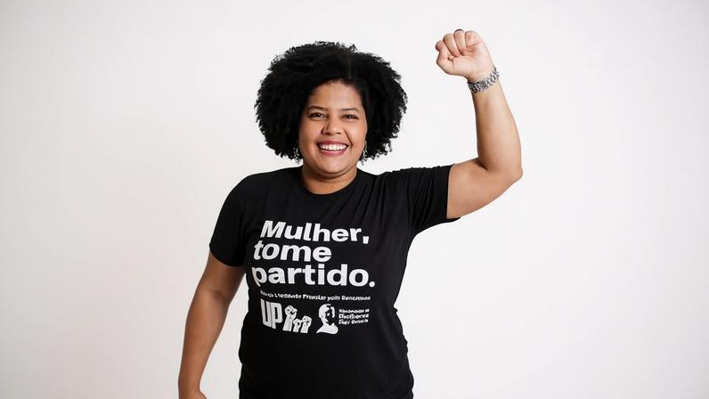 Samara Martins tem 38 anos e nasceu em Belo Horizonte