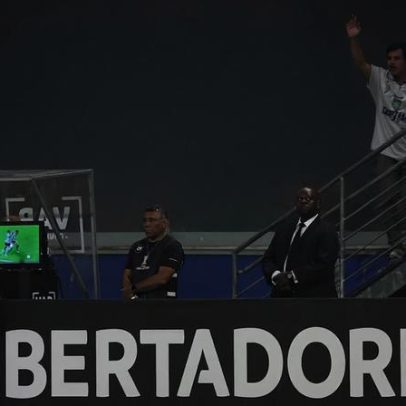 Conmebol divulga áudio do VAR em pênalti para Palmeiras: toque imprudente
