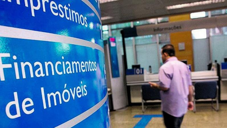 Comprometimento da renda acima de 70% e juros altos levam calote dos brasileiros a nível recorde