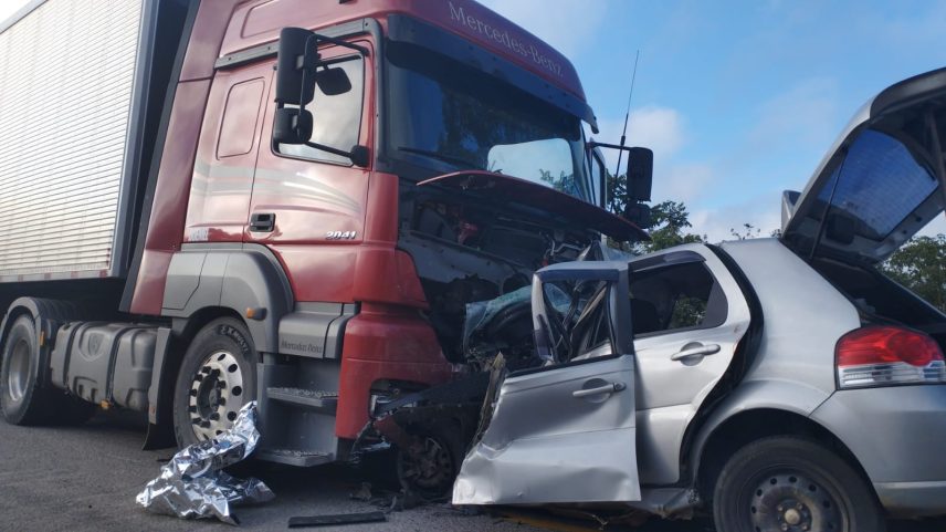 Choque foi tão violento que toda família morreu no local