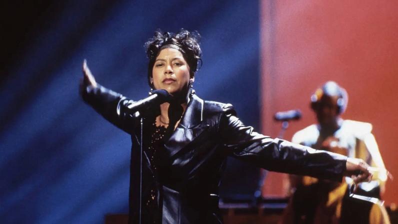 Queen Latifah rehearses for her AMAs performance on Jan. 30, 1995.