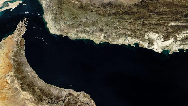Imagem de satélite mostra o Estreito de Ormuz